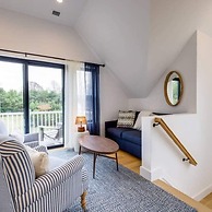 Sandpoint by Rove Travel Modern 5BR w Pool