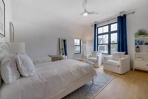 Sandpoint by Rove Travel Modern 5BR w Pool