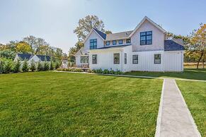 Sandpoint by Rove Travel Modern 5BR w Pool