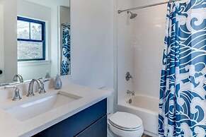 Sandpoint by Rove Travel Modern 5BR w Pool