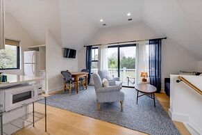 Sandpoint by Rove Travel Modern 5BR w Pool