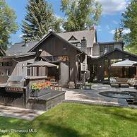 Third Timber by Rovetravel 6BR w Hot Tub Grill