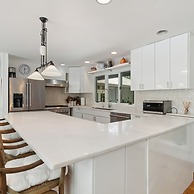 Blank Lane by Rove Travel 5BR w Pool Hot Tub