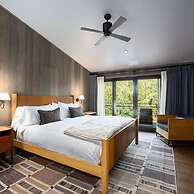 Ute Terrace by Rove Travel Lux Retreat w Pool