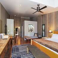 Ute Terrace by Rove Travel Lux Retreat w Pool