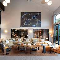 Ute Terrace by Rove Travel Lux Retreat w Pool