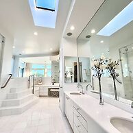 TBD by Rove Travel 7BR Pool Hot Tub