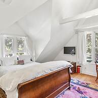 Ajax Manor by Rove Travel 5BR Historic Home