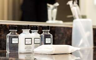 3380 Peachtree Rd NE Atlanta, GA 30326, USA