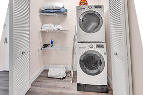 Furnished Apartment in Crystal City Near Pentagon