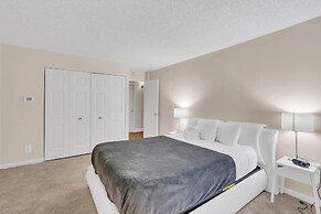 Furnished Apartment in Crystal City Near Pentagon