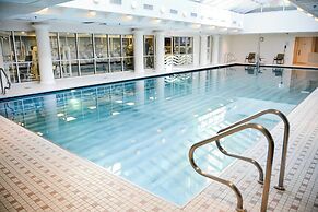 2 BR Fully Furnished Apartment at Penn Quarters - Surrounded by Best R