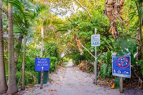 Studio 6min Walking to Miami Beach Pool Kitchen