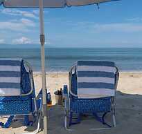 Ocean Front Penthouse Pool Sleeps 8 People