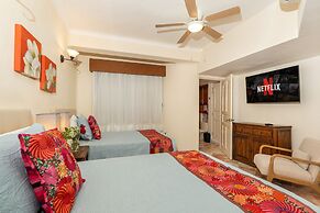 Ocean Front Penthouse Pool Sleeps 8 People
