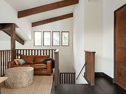 Private Resort in Lake Hodges