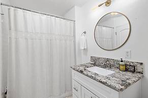 Victorian Retreat in Barrio Logan 1mi to Downtown