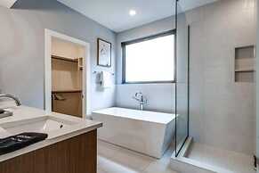 Music Fame House Gulch 4 Patios View Karaoke