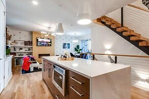 Music Fame House Gulch 4 Patios View Karaoke