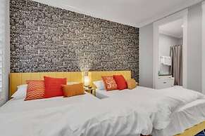 Prime Location Music House 10 Beds Free Parking