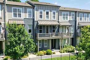 Prime Location Music House 10 Beds Free Parking