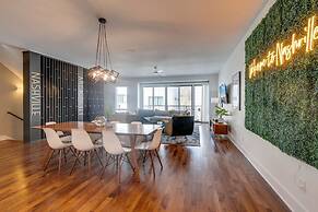 Downtown Luxury - 10 Beds Free Parking