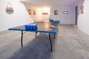 Downtown Luxury - 10 Beds Free Parking