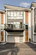 Downtown Luxury - 10 Beds Free Parking