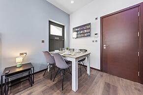 Luxury Flat in Studio