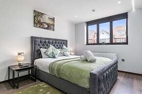 Luxury Flat in North West London