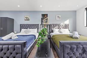 Serviced Studio Flat Near Camden Euston Station