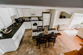 Little Landing Cottage-gorgeous View BBQ Wi-fi