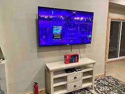 Sunset Chalet-amazing Views Private hot tub