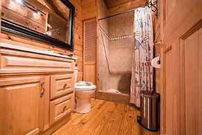 Sunset Chalet-amazing Views Private hot tub