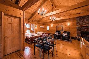 Sunset Chalet-amazing Views Private hot tub