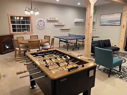 Sunset Chalet-amazing Views Private hot tub