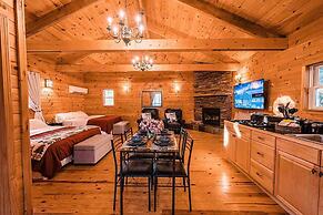 Sunset Chalet-amazing Views Private hot tub