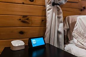 Sunset Chalet-amazing Views Private hot tub