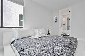 4BR w htd Pool Walk to Las Olas 5mins to Beach