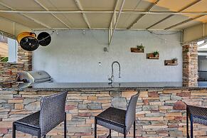 Luxe 4BR Waterfront w Htd Pool 5min to Beach