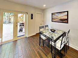 Hidden Gem Vacation Villa w Private Pool Tikihut