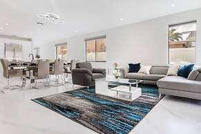 Luxury Paradise Walk to Las Olas -5 Mins to Beach