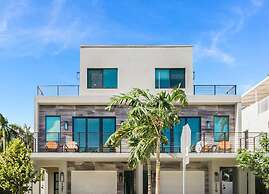 Luxury Paradise Walk to Las Olas -5 Mins to Beach