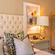 Luxurious 4 Bedroom Vineyard Villa Stanlake Park
