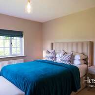 Luxurious 4 Bedroom Vineyard Villa Stanlake Park