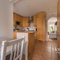 Stunning Character House In The Centre of Henley