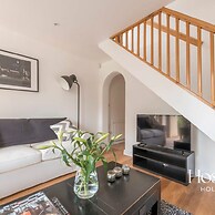 Stunning Character House In The Centre of Henley