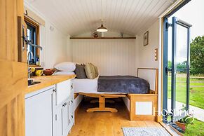 One Of A Kind Shepherds Hut With Incredible Views