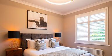 The Victoria - Central Luxury Home