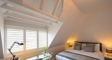 The Victoria - Central Luxury Home